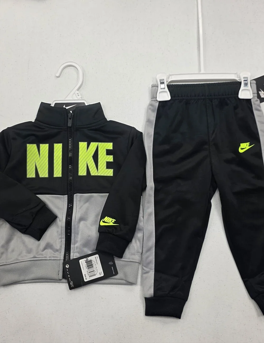 Nike Kids' Black & Gray Jogger Set with Neon Yellow Logo - Picture 2 of 4
